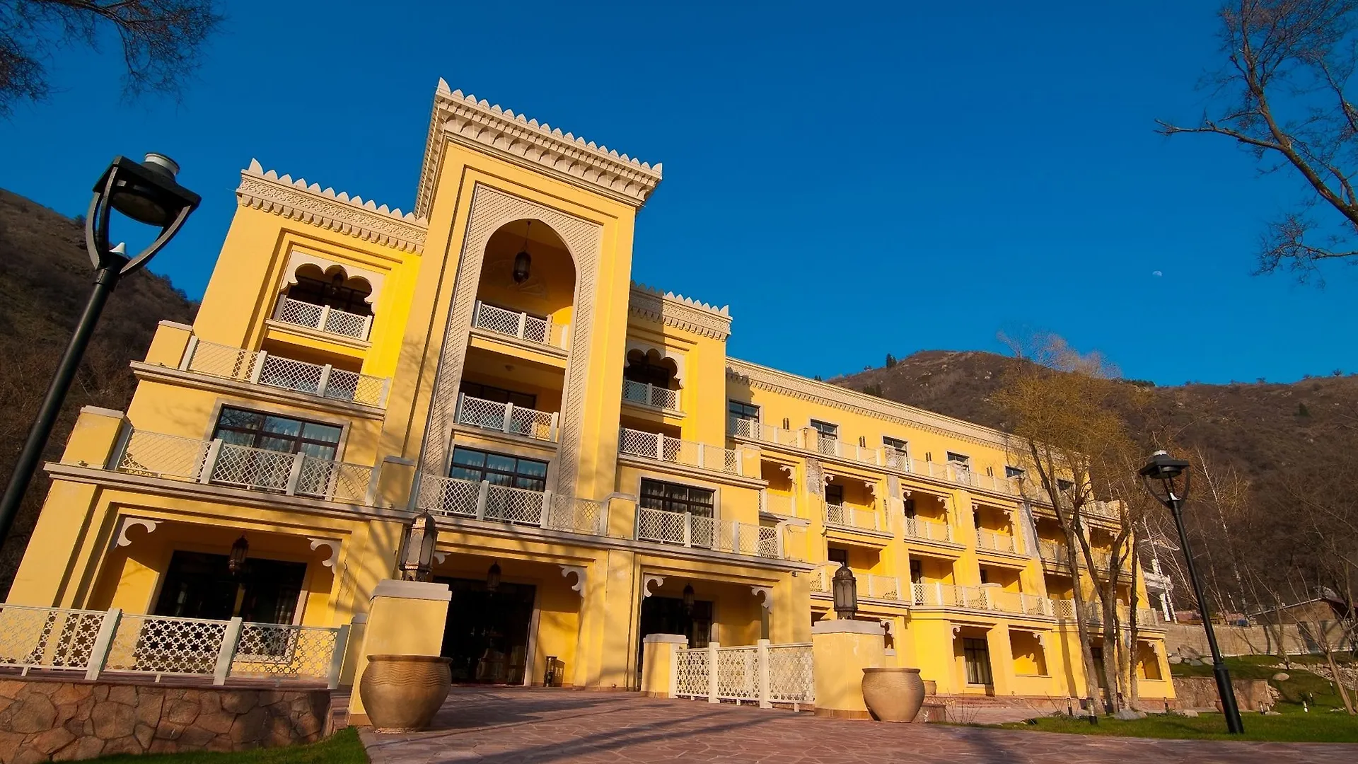 Samal Resort & Spa Almaty